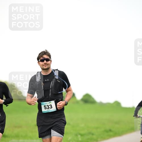 10.05.2026 - 8. Wedeler Halbmarathon Dr. Thomas Lammeyer http://msf.ph/oto/9715917 10.05.2026 12:30:27 Laufen 533 meine-sportfotos.de