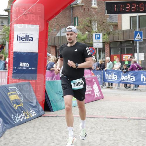 10.05.2026 - 8. Wedeler Halbmarathon Yannick Fuchs http://msf.ph/oto/9715983 10.05.2026 11:33:53 Ziel 741, 2099 meine-sportfotos.de