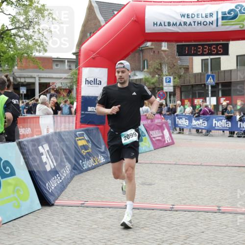 10.05.2026 - 8. Wedeler Halbmarathon Yannick Fuchs http://msf.ph/oto/9715986 10.05.2026 11:33:53 Ziel 741, 2099 meine-sportfotos.de