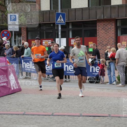 10.05.2026 - 8. Wedeler Halbmarathon Yannick Fuchs http://msf.ph/oto/9715991 10.05.2026 11:34:12 Ziel 471, 876, 2003 meine-sportfotos.de