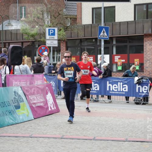 10.05.2026 - 8. Wedeler Halbmarathon Yannick Fuchs http://msf.ph/oto/9716096 10.05.2026 11:34:44 Ziel 930, 2060 meine-sportfotos.de