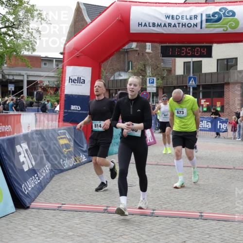 10.05.2026 - 8. Wedeler Halbmarathon Yannick Fuchs http://msf.ph/oto/9716169 10.05.2026 11:35:02 Ziel 414, 440, 673, 701, 709, 814, 846, 847 meine-sportfotos.de