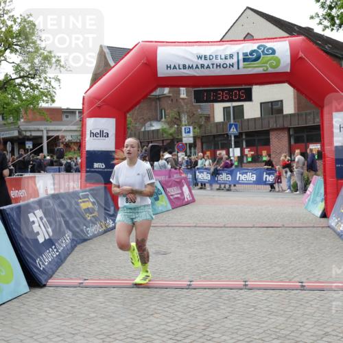 10.05.2026 - 8. Wedeler Halbmarathon Yannick Fuchs http://msf.ph/oto/9716333 10.05.2026 11:36:04 Ziel 393, 898 meine-sportfotos.de