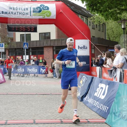 10.05.2026 - 8. Wedeler Halbmarathon Yannick Fuchs http://msf.ph/oto/9716442 10.05.2026 11:36:51 Ziel 11, 950 meine-sportfotos.de