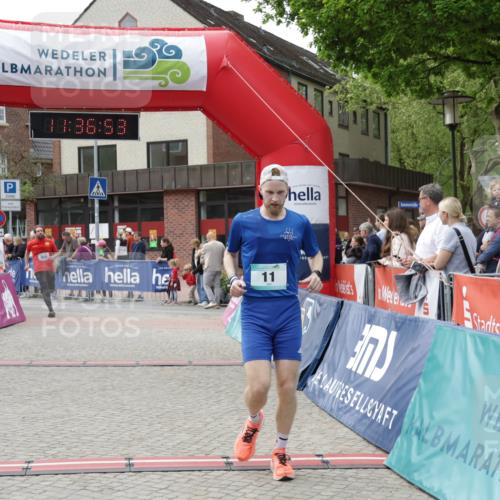 10.05.2026 - 8. Wedeler Halbmarathon Yannick Fuchs http://msf.ph/oto/9716443 10.05.2026 11:36:52 Ziel 11, 950 meine-sportfotos.de