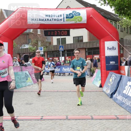 10.05.2026 - 8. Wedeler Halbmarathon Yannick Fuchs http://msf.ph/oto/9724314 10.05.2026 11:37:06 Ziel 31, 61, 333, 696, 2068 meine-sportfotos.de