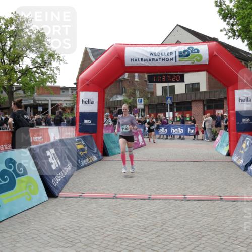 10.05.2026 - 8. Wedeler Halbmarathon Yannick Fuchs http://msf.ph/oto/9724461 10.05.2026 11:37:18 Ziel 278, 869, 2193 meine-sportfotos.de