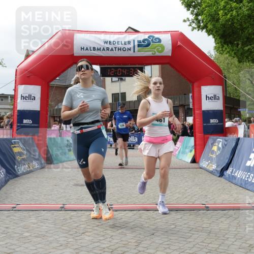 10.05.2026 - 8. Wedeler Halbmarathon Yannick Fuchs http://msf.ph/oto/9724466 10.05.2026 12:04:31 Ziel 129, 243, 461, 982 meine-sportfotos.de