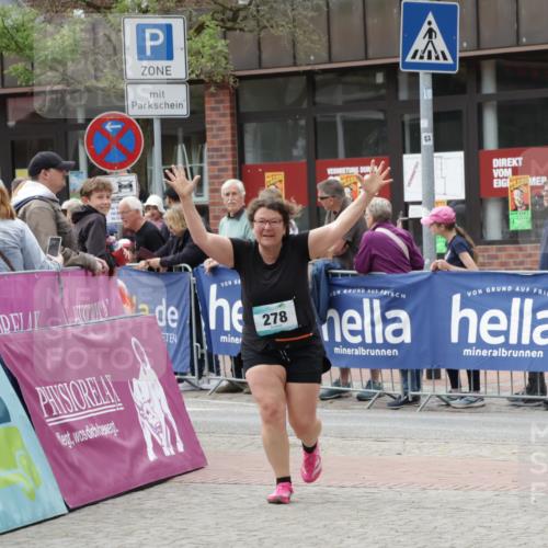 10.05.2026 - 8. Wedeler Halbmarathon Yannick Fuchs http://msf.ph/oto/9724477 10.05.2026 11:37:20 Ziel 278, 2193 meine-sportfotos.de