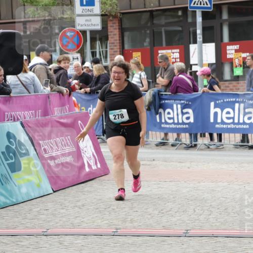 10.05.2026 - 8. Wedeler Halbmarathon Yannick Fuchs http://msf.ph/oto/9724496 10.05.2026 11:37:21 Ziel 278, 2193 meine-sportfotos.de