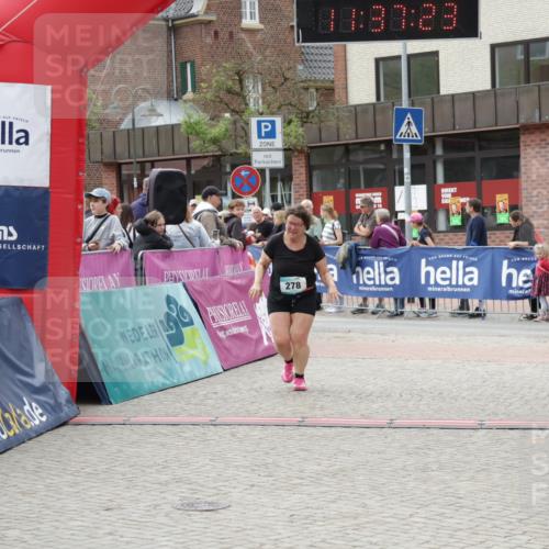 10.05.2026 - 8. Wedeler Halbmarathon Yannick Fuchs http://msf.ph/oto/9724511 10.05.2026 11:37:21 Ziel 278, 2193 meine-sportfotos.de