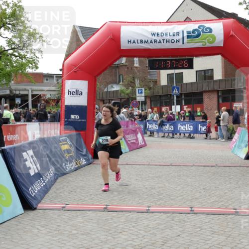 10.05.2026 - 8. Wedeler Halbmarathon Yannick Fuchs http://msf.ph/oto/9724586 10.05.2026 11:37:24 Ziel 180, 278 meine-sportfotos.de
