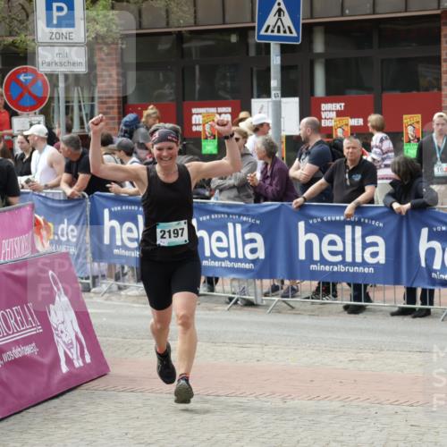 10.05.2026 - 8. Wedeler Halbmarathon Yannick Fuchs http://msf.ph/oto/9724633 10.05.2026 12:04:57 Ziel 2197 meine-sportfotos.de