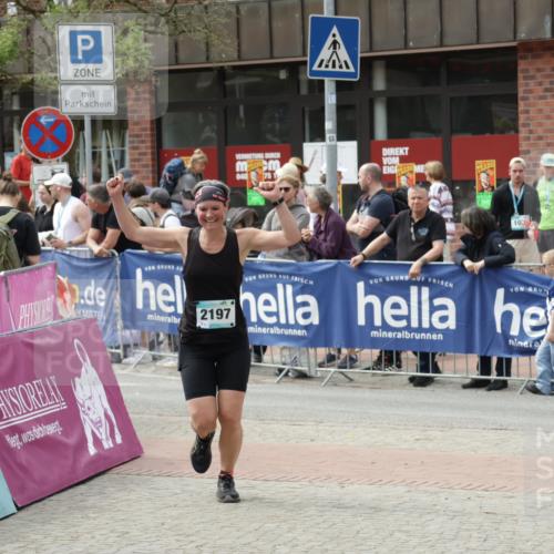 10.05.2026 - 8. Wedeler Halbmarathon Yannick Fuchs http://msf.ph/oto/9724638 10.05.2026 12:04:57 Ziel 2197 meine-sportfotos.de