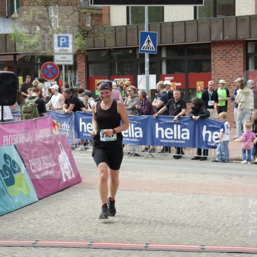 10.05.2026 - 8. Wedeler Halbmarathon Yannick Fuchs http://msf.ph/oto/9724664 10.05.2026 12:04:58 Ziel 2197 meine-sportfotos.de
