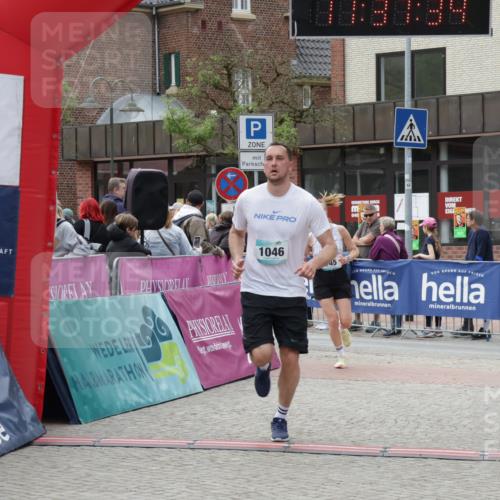 10.05.2026 - 8. Wedeler Halbmarathon Yannick Fuchs http://msf.ph/oto/9724706 10.05.2026 11:37:32 Ziel 180, 745, 1046 meine-sportfotos.de