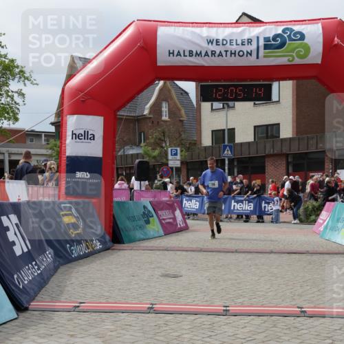 10.05.2026 - 8. Wedeler Halbmarathon Yannick Fuchs http://msf.ph/oto/9724726 10.05.2026 12:05:12 Ziel 78 meine-sportfotos.de