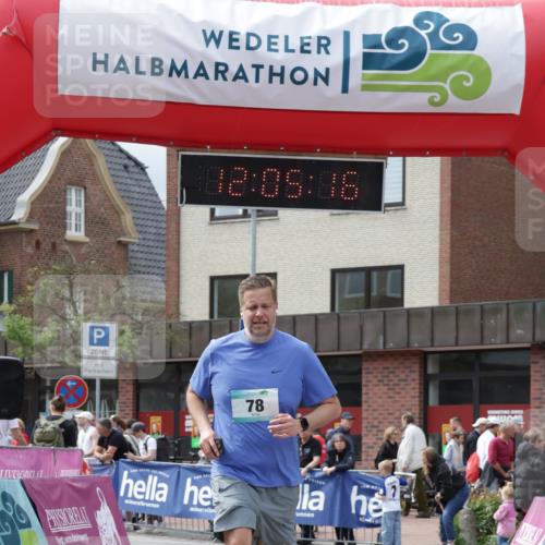 10.05.2026 - 8. Wedeler Halbmarathon Yannick Fuchs http://msf.ph/oto/9724731 10.05.2026 12:05:14 Ziel 78 meine-sportfotos.de