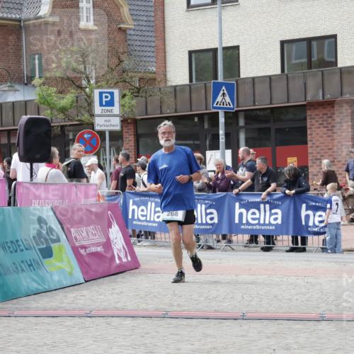 10.05.2026 - 8. Wedeler Halbmarathon Yannick Fuchs http://msf.ph/oto/9724771 10.05.2026 12:05:26 Ziel 268 meine-sportfotos.de