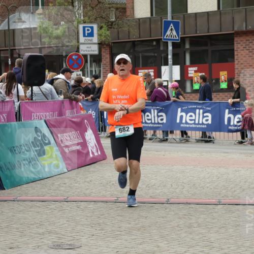 10.05.2026 - 8. Wedeler Halbmarathon Yannick Fuchs http://msf.ph/oto/9724849 10.05.2026 11:37:42 Ziel 682 meine-sportfotos.de