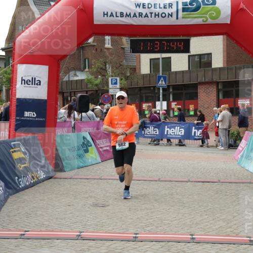 10.05.2026 - 8. Wedeler Halbmarathon Yannick Fuchs http://msf.ph/oto/9724864 10.05.2026 11:37:42 Ziel 682 meine-sportfotos.de