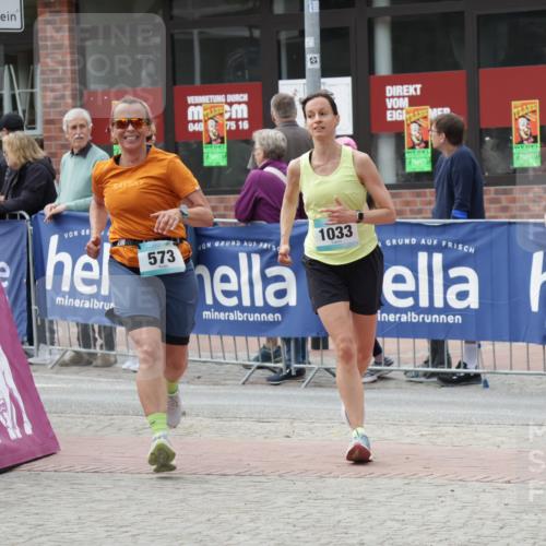 10.05.2026 - 8. Wedeler Halbmarathon Yannick Fuchs http://msf.ph/oto/9724895 10.05.2026 11:37:49 Ziel 573, 1033 meine-sportfotos.de