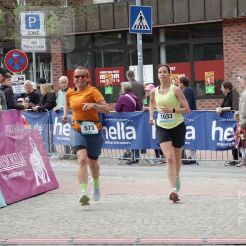 10.05.2026 - 8. Wedeler Halbmarathon Yannick Fuchs http://msf.ph/oto/9724915 10.05.2026 11:37:50 Ziel 573, 1033 meine-sportfotos.de