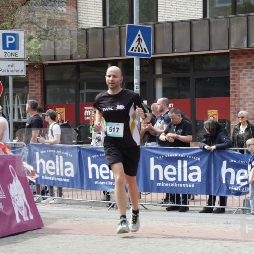 10.05.2026 - 8. Wedeler Halbmarathon Yannick Fuchs http://msf.ph/oto/9724948 10.05.2026 12:06:06 Ziel 68, 517 meine-sportfotos.de