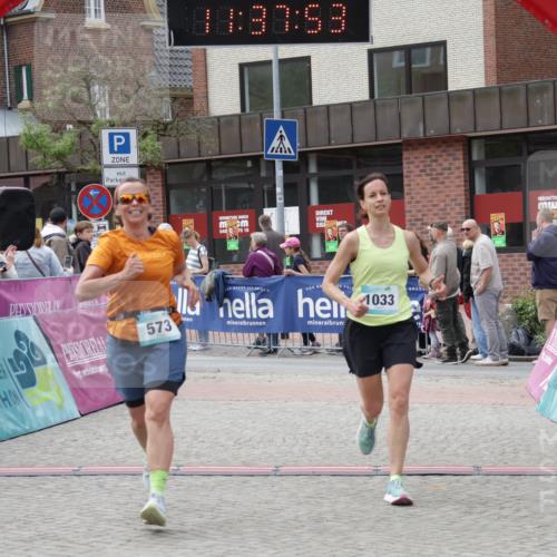 10.05.2026 - 8. Wedeler Halbmarathon Yannick Fuchs http://msf.ph/oto/9724958 10.05.2026 11:37:51 Ziel 573, 1033 meine-sportfotos.de