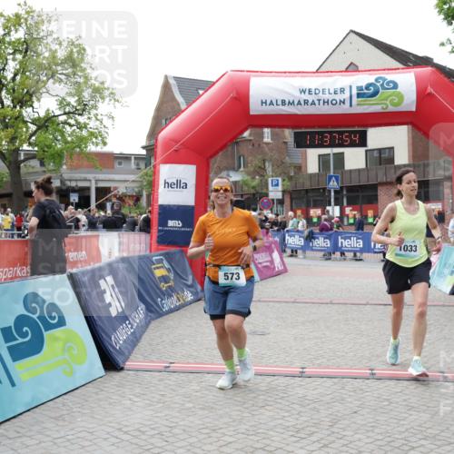 10.05.2026 - 8. Wedeler Halbmarathon Yannick Fuchs http://msf.ph/oto/9724991 10.05.2026 11:37:53 Ziel 573, 1033 meine-sportfotos.de
