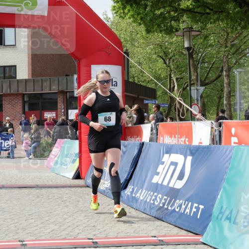 10.05.2026 - 8. Wedeler Halbmarathon Yannick Fuchs http://msf.ph/oto/9725003 10.05.2026 12:06:10 Ziel 68, 517 meine-sportfotos.de