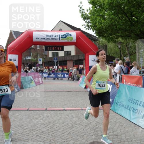 10.05.2026 - 8. Wedeler Halbmarathon Yannick Fuchs http://msf.ph/oto/9725014 10.05.2026 11:37:53 Ziel 573, 1033 meine-sportfotos.de