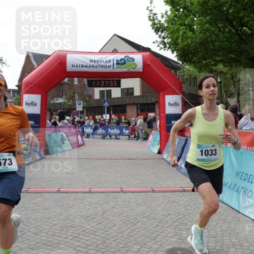 10.05.2026 - 8. Wedeler Halbmarathon Yannick Fuchs http://msf.ph/oto/9725019 10.05.2026 11:37:54 Ziel 573, 1033 meine-sportfotos.de