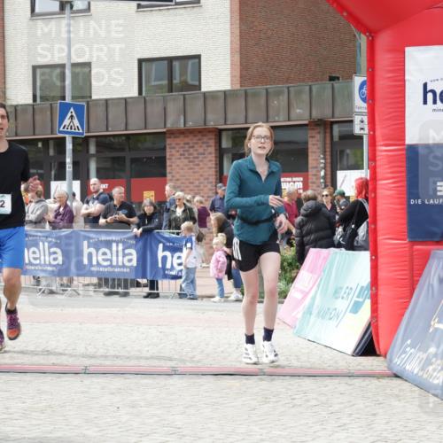 10.05.2026 - 8. Wedeler Halbmarathon Yannick Fuchs http://msf.ph/oto/9725156 10.05.2026 12:06:24 Ziel 187, 192, 1015, 2129 meine-sportfotos.de