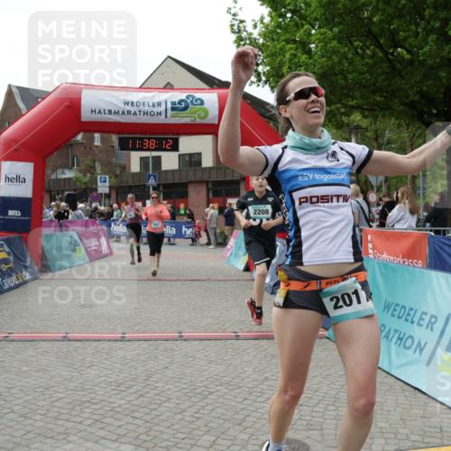 10.05.2026 - 8. Wedeler Halbmarathon Yannick Fuchs http://msf.ph/oto/9725166 10.05.2026 11:38:10 Ziel 80, 81, 657, 789, 2017, 2141, 2208 meine-sportfotos.de