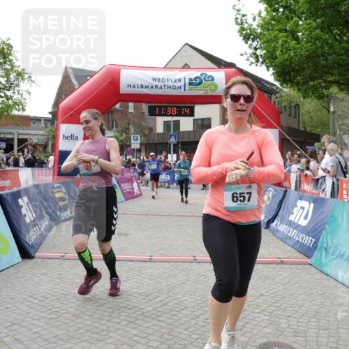10.05.2026 - 8. Wedeler Halbmarathon Yannick Fuchs http://msf.ph/oto/9725227 10.05.2026 11:38:13 Ziel 81, 582, 657, 789, 922, 2017, 2141, 2145, 2208 meine-sportfotos.de