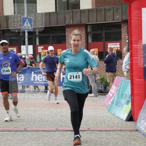 10.05.2026 - 8. Wedeler Halbmarathon Yannick Fuchs http://msf.ph/oto/9725236 10.05.2026 11:38:14 Ziel 81, 582, 657, 922, 2141, 2145, 2208 meine-sportfotos.de