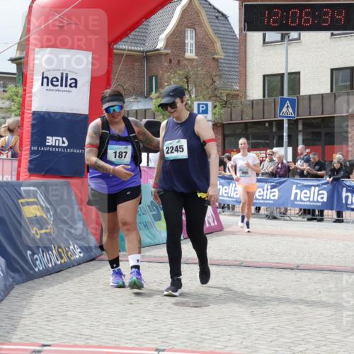 10.05.2026 - 8. Wedeler Halbmarathon Yannick Fuchs http://msf.ph/oto/9725259 10.05.2026 12:06:32 Ziel 495, 2245 meine-sportfotos.de