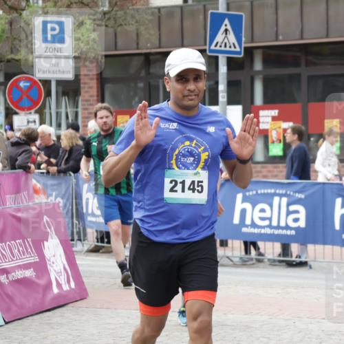 10.05.2026 - 8. Wedeler Halbmarathon Yannick Fuchs http://msf.ph/oto/9725260 10.05.2026 11:38:16 Ziel 81, 582, 657, 922, 1045, 2141, 2145 meine-sportfotos.de