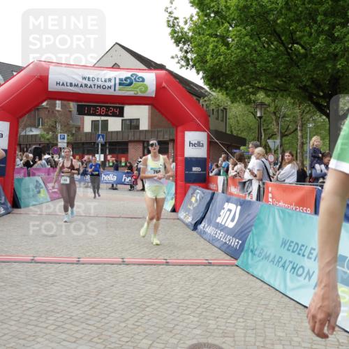 10.05.2026 - 8. Wedeler Halbmarathon Yannick Fuchs http://msf.ph/oto/9725394 10.05.2026 11:38:22 Ziel 146, 360, 582, 768, 922, 1045, 2040 meine-sportfotos.de
