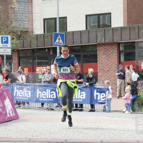 10.05.2026 - 8. Wedeler Halbmarathon Yannick Fuchs http://msf.ph/oto/9725431 10.05.2026 12:06:53 Ziel 313, 631 meine-sportfotos.de