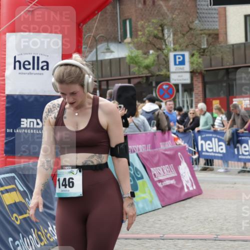 10.05.2026 - 8. Wedeler Halbmarathon Yannick Fuchs http://msf.ph/oto/9725447 10.05.2026 11:38:25 Ziel 146, 360, 688, 765, 768, 1045, 2040 meine-sportfotos.de