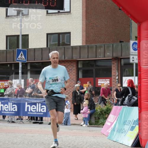 10.05.2026 - 8. Wedeler Halbmarathon Yannick Fuchs http://msf.ph/oto/9725485 10.05.2026 12:06:58 Ziel 399, 631 meine-sportfotos.de