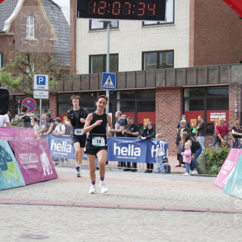 10.05.2026 - 8. Wedeler Halbmarathon Yannick Fuchs http://msf.ph/oto/9725653 10.05.2026 12:07:32 Ziel 18, 662 meine-sportfotos.de