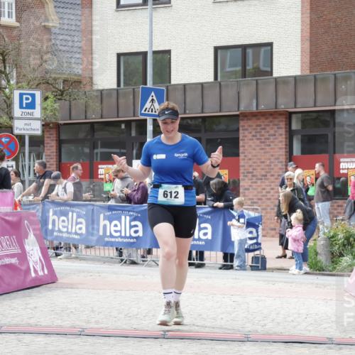 10.05.2026 - 8. Wedeler Halbmarathon Yannick Fuchs http://msf.ph/oto/9725727 10.05.2026 12:07:39 Ziel 18, 612, 662 meine-sportfotos.de