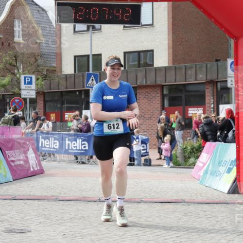 10.05.2026 - 8. Wedeler Halbmarathon Yannick Fuchs http://msf.ph/oto/9725746 10.05.2026 12:07:40 Ziel 612, 662 meine-sportfotos.de