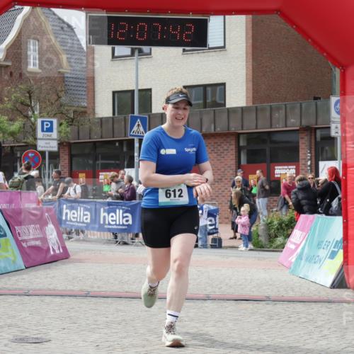 10.05.2026 - 8. Wedeler Halbmarathon Yannick Fuchs http://msf.ph/oto/9725753 10.05.2026 12:07:40 Ziel 612, 662 meine-sportfotos.de