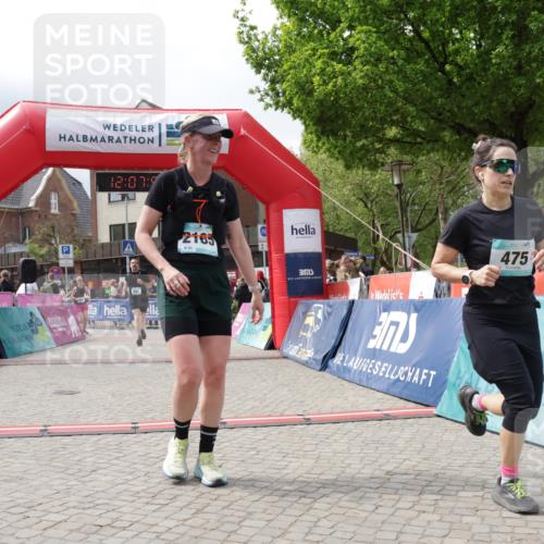 10.05.2026 - 8. Wedeler Halbmarathon Yannick Fuchs http://msf.ph/oto/9725838 10.05.2026 12:07:51 Ziel 475, 642, 726, 2185 meine-sportfotos.de