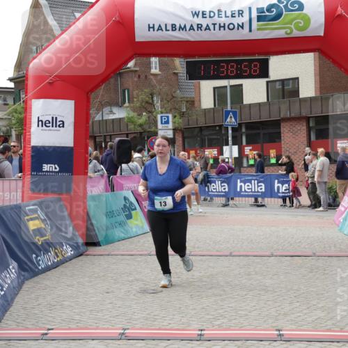 10.05.2026 - 8. Wedeler Halbmarathon Yannick Fuchs http://msf.ph/oto/9725896 10.05.2026 11:38:57 Ziel 13, 1051 meine-sportfotos.de