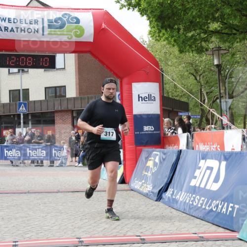 10.05.2026 - 8. Wedeler Halbmarathon Yannick Fuchs http://msf.ph/oto/9725933 10.05.2026 12:08:08 Ziel 317 meine-sportfotos.de